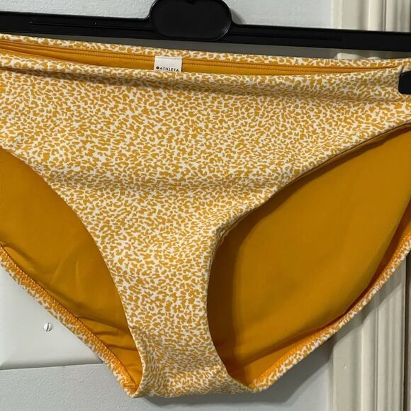 Athleta Clean medium textured bottom - Picture 4 of 10